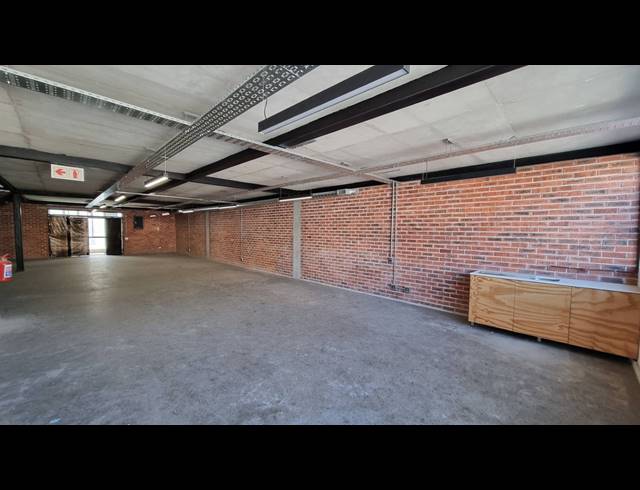 297M² CO-WORKING SPACE FOR SALE IN SALT RIVER